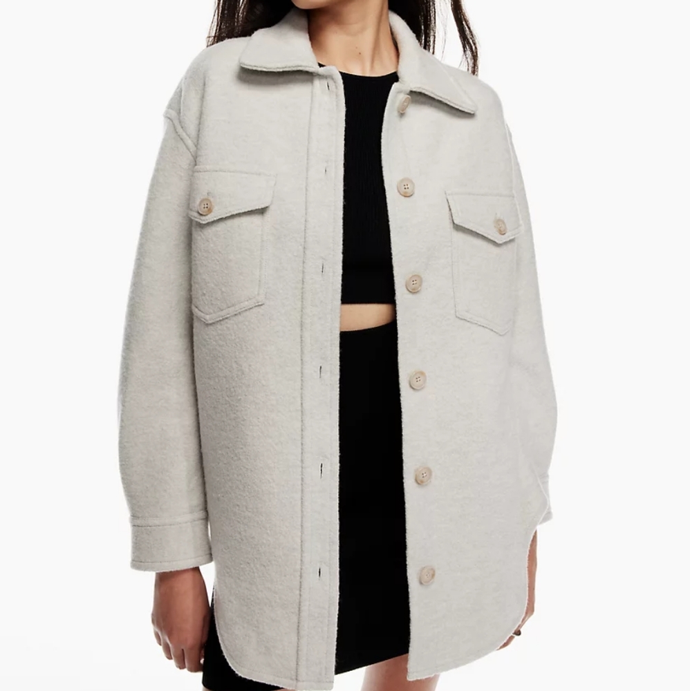 Wilfred FreeThe Ganna Shirt Jacket *Petite*